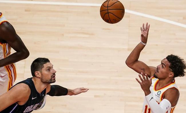 中场核心 中场核心